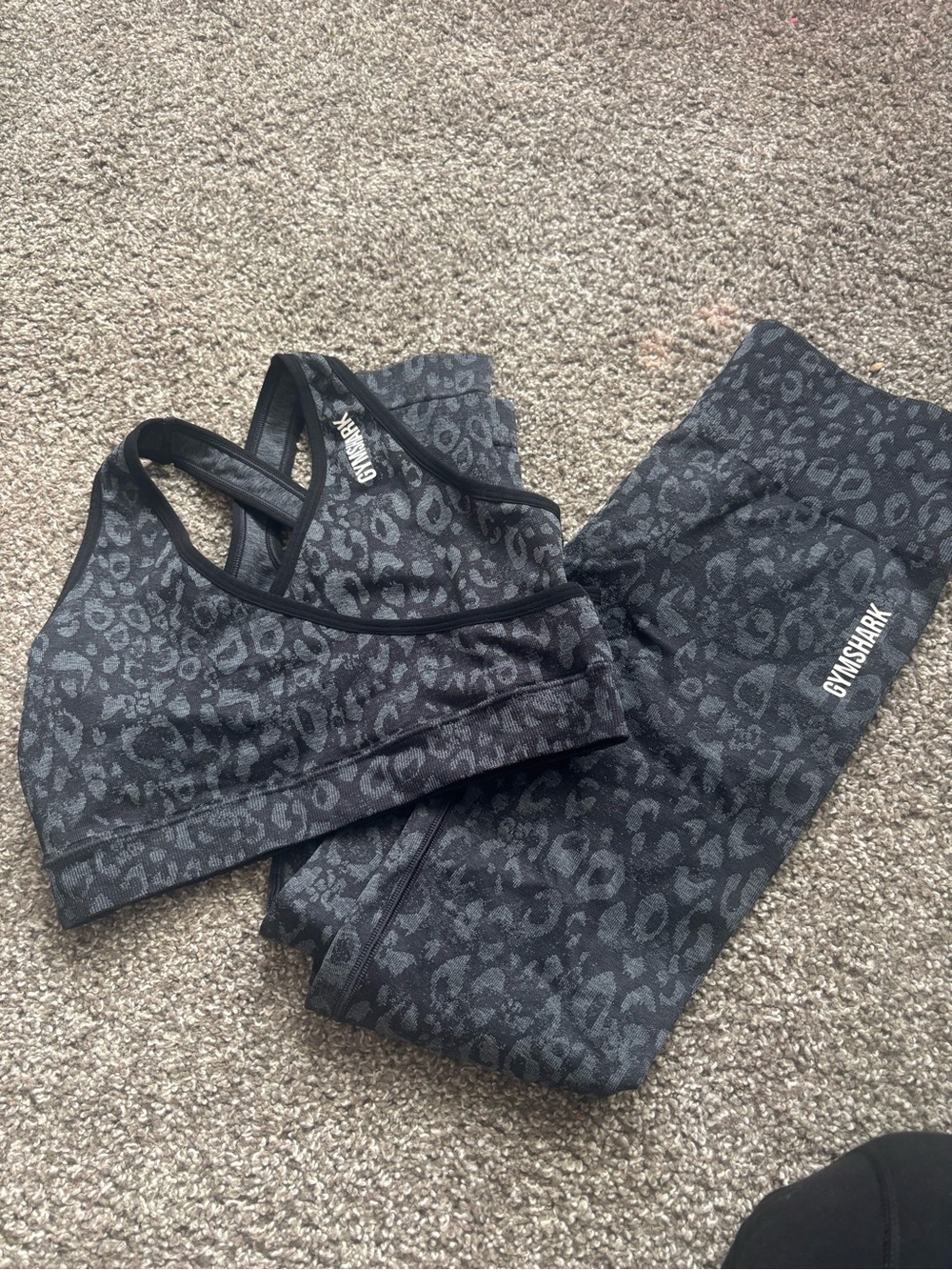 Gymshark Black Heather Leopard Print Sports Bra & Leggings Set